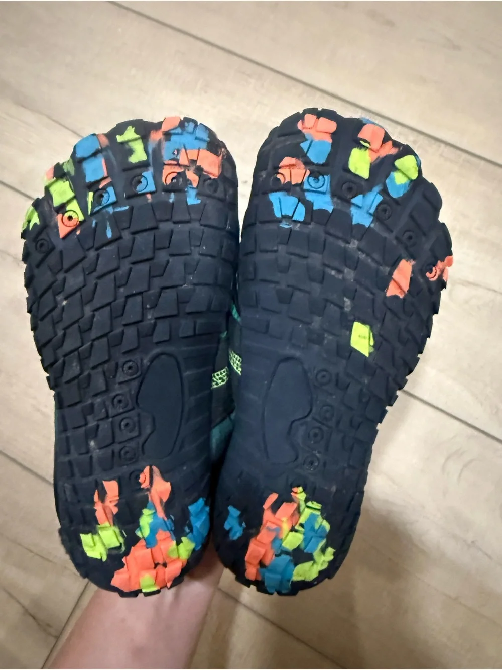 Kids Ubfen Water Shoes Eur 32 or US Kids Size 1 to 1.5